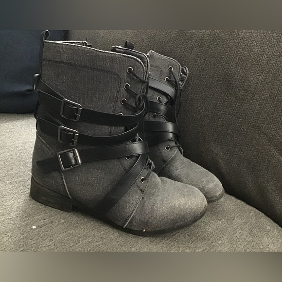 Zip up moto boots - Picture 1 of 1